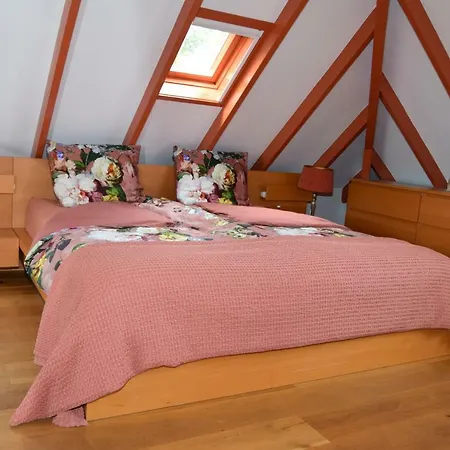 Bed & Breakfast Kamperfoelie *